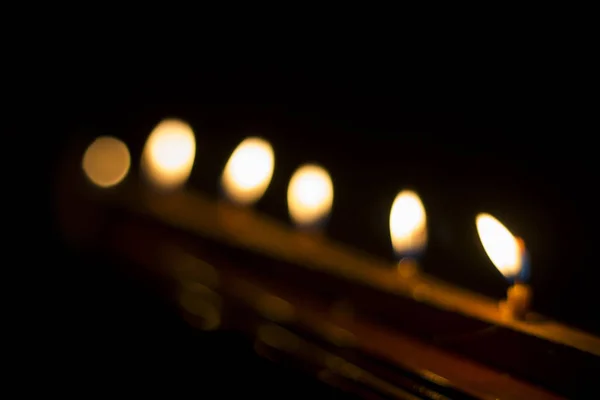 Verschwommenes Kerzenlicht für abstrakten Hintergrund — Stockfoto
