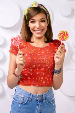 model parlak lolipop ile