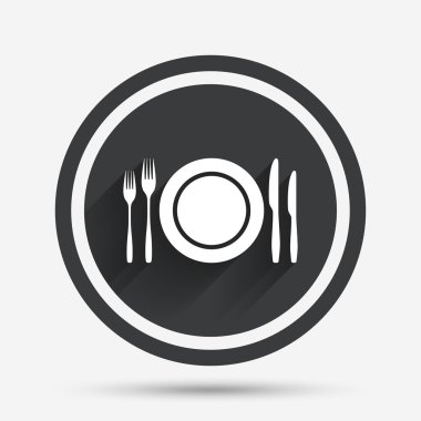 Tabak çanak çatal ile ve bıçaklar.