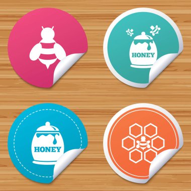 Daire rozetleri ile kıvrık köşe