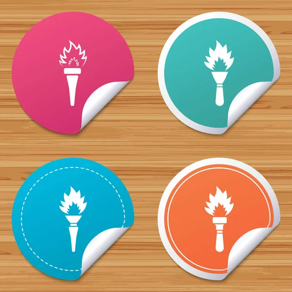 Torch flame icons — Stock Vector