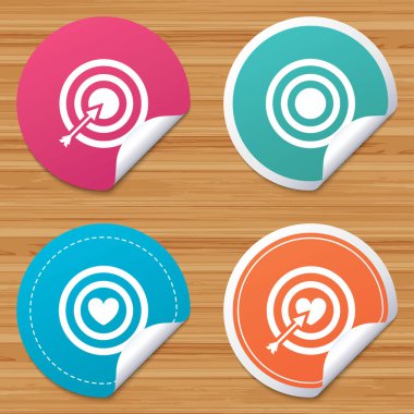 Daire rozetleri ile kıvrık köşe