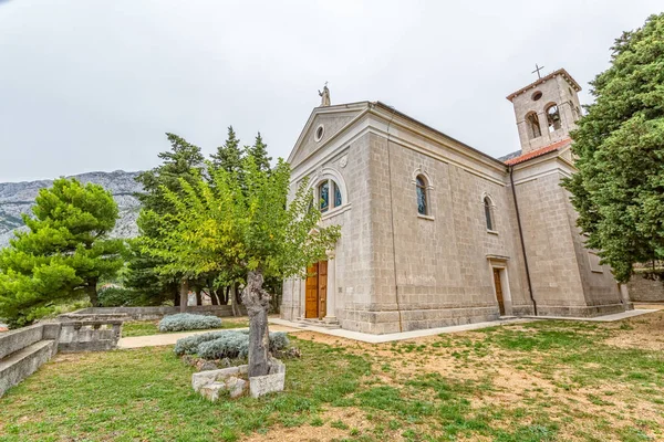 Antigua iglesia en Croacia — Foto de Stock