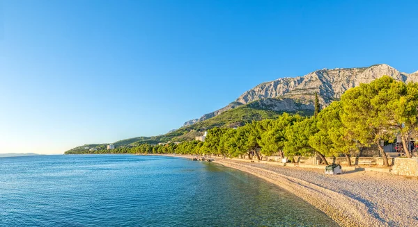 Ηλιόλουστη παραλία — Φωτογραφία Αρχείου