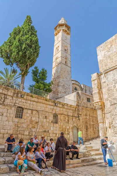Minarete da mesquita de Omer em Jerusalém — Fotografia de Stock
