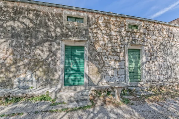 Casa in pietra Tucepi — Foto Stock