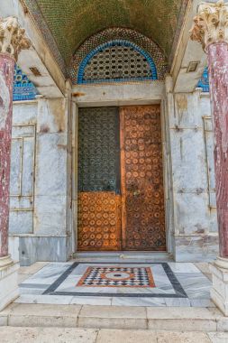 Bakır kapılar Jerusalem