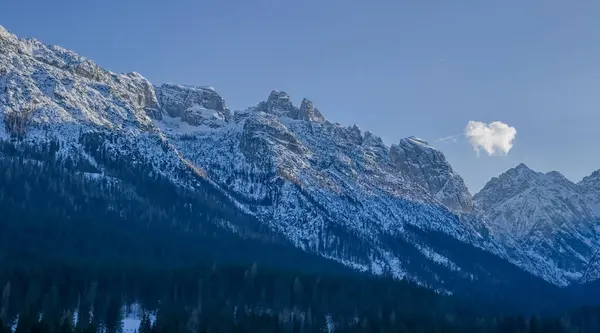 Montanha Dolomitas fundo — Fotografia de Stock