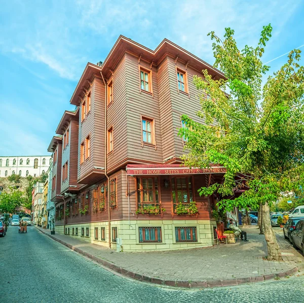 Istanbul old street house — Stock Photo, Image