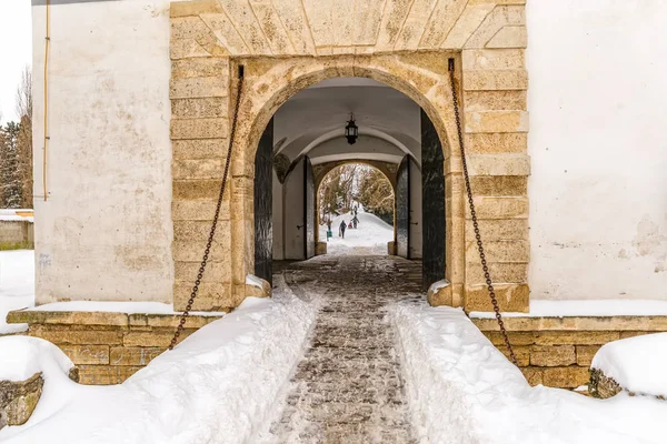 Varazdin Old Town gate — Stockfoto