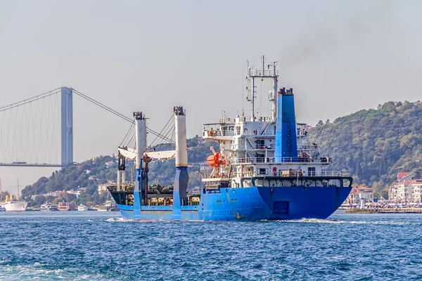 Transport ship sails Bosphorus — Stock Photo, Image