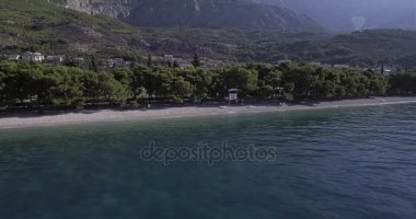 Tucepi plaj havadan görünümü