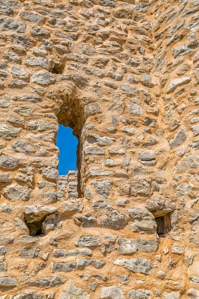 Ön Romanesk kilise pencere — Stok fotoğraf