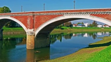 Sisak eski köprü