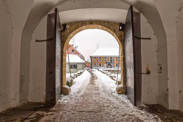 Varazdin Old Town gate — Stockfoto