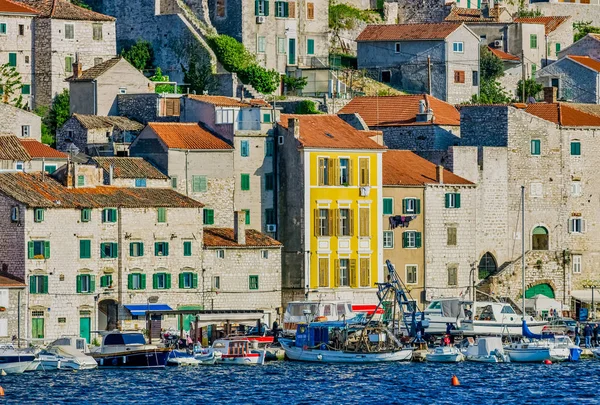 Sibenik oude huizen — Stockfoto