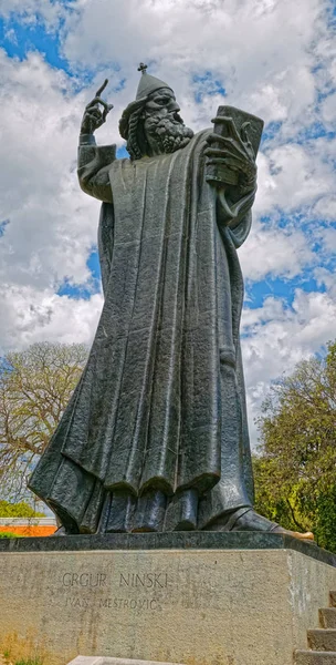 Gregorius av Nin-statyn i Split — Stockfoto