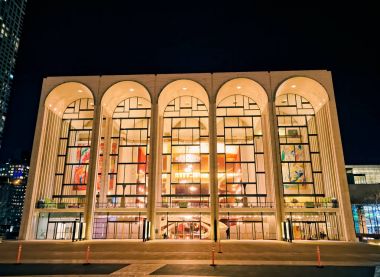 New York Metropolitan opera evi