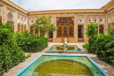 Yazd müzede su