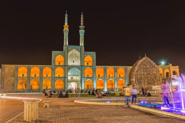 Amir Chakhmaq Complex in Yazd by night — Stock Photo, Image