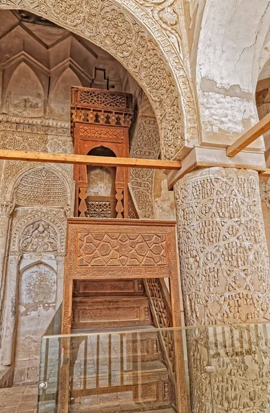 Minbar στο παλιό τζαμί — Φωτογραφία Αρχείου