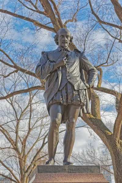 New York Central Park William Shakespeare bronz szobor téli időszámítás — Stock Fotó