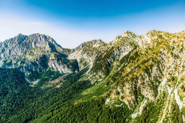 Montenegro montañas helicóptero vista aérea — Foto de Stock