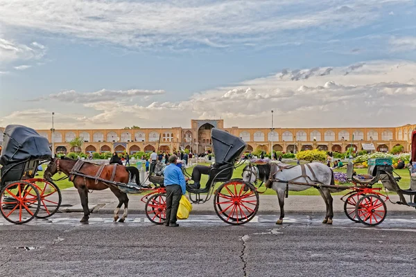 Isfahan Imam Square carriages — Stock Photo, Image