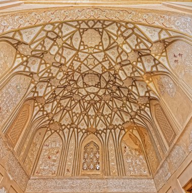 Nain eski cami müzesi