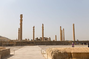 Persepolis antik sütunlar