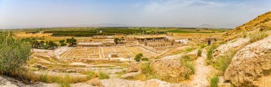 Persepolis geniş manzarayı mahvediyor