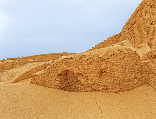 Ruinas del castillo de Narin — Foto de Stock