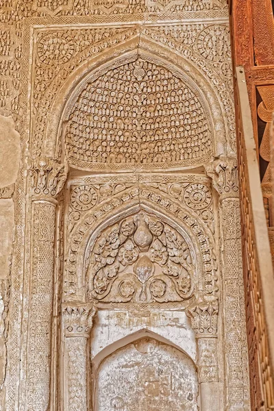 Mihrab in old mosque — Stock Photo, Image