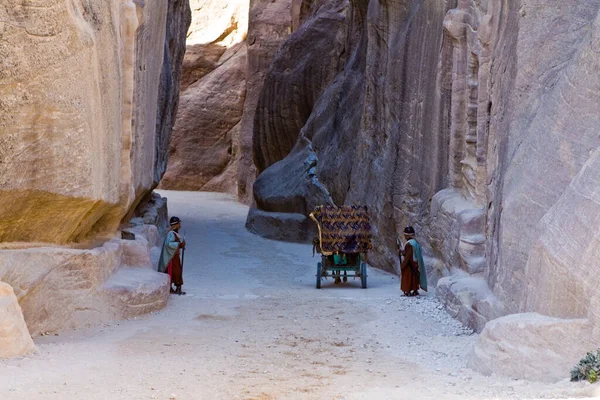 Petra entrance - Jordan — Stock Photo, Image