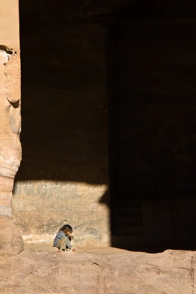 Fille bédouine à Petra - Jordanie — Photo