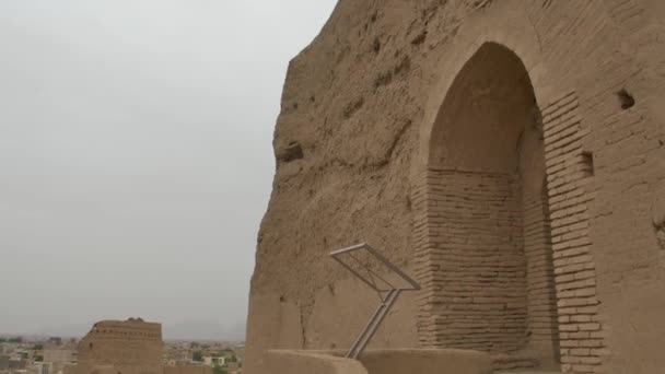 Ruinas del castillo de Narin — Vídeos de Stock