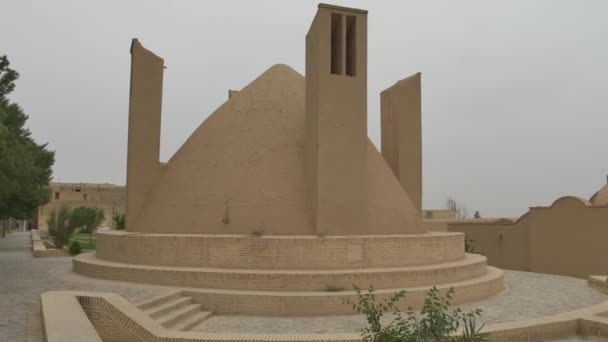 Tours à vent Meybod — Video