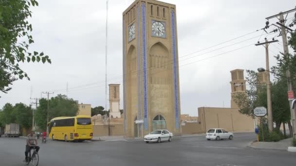 Uhrenturm in Yazd — Stockvideo