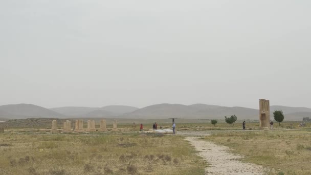 Archäologische Stätte von Pasargad — Stockvideo