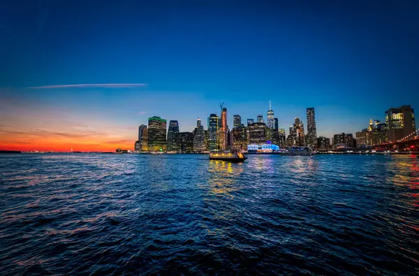 New York Manhattan gün batımı manzarası — Stok fotoğraf