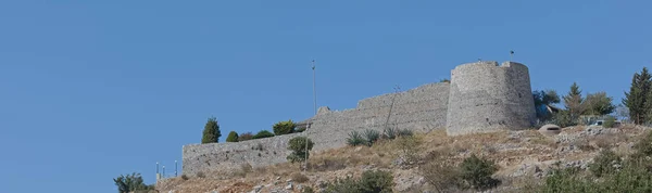 Château de Lekuresi ruines historiques à Saranda Albanie — Photo