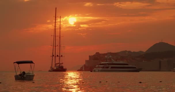 Dubrovník staré město přístav západ slunce panorama — Stock video