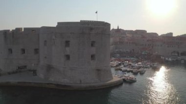 Dubrovnik eski kasaba limanı Panorama insansız hava aracı