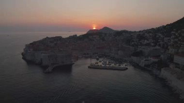 Dubrovnik eski kasaba, günbatımı, insansız hava aracı.