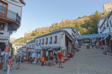 Cirokaster barışçıl atmosferi UNESCO Dünya Mirası Arnavutluk