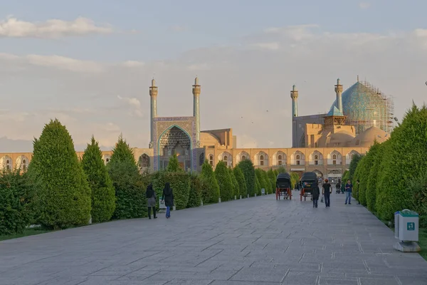 Uitzicht op de Shah moskee. op Isfahan Imam Square — Stockfoto