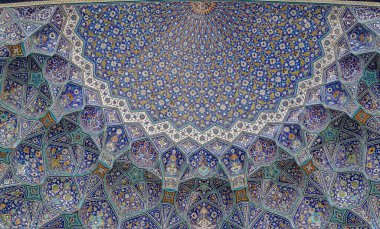 İsfahan Şah Camii giriş detayları
