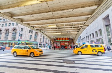New York Grand Central Terminal İstasyonu girişi