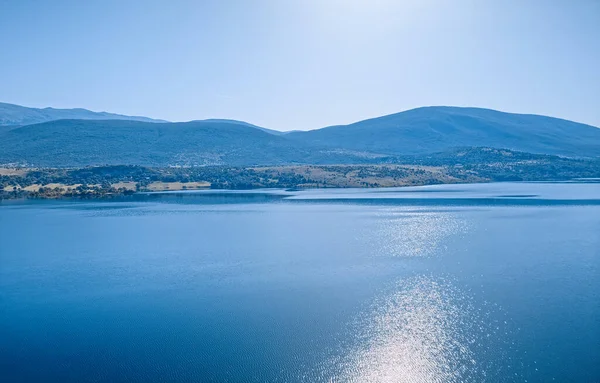 Stuwmeer Peruca aan de rivier de Cetina, Kroatië — Stockfoto