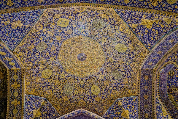 Isfahan Shah Moskee plafond — Stockfoto